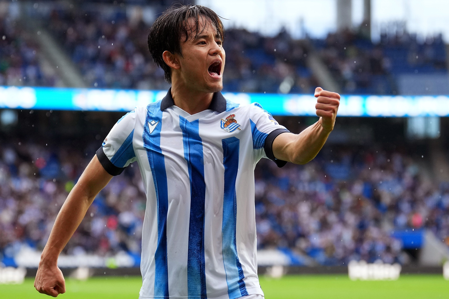 Kubo đang nhận mức lương 2,5 triệu Euro mỗi năm tại Real Sociedad.